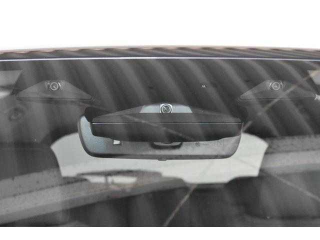 �L�p�P��J�����𓋍ڂ����u�R�̖ځv�������ł��B����ɂ��A�ԗ������łȂ��A���s�҂⎩�]�ԁA��Q���Ȃǂ����L�͈͂����m�ɔF���ł���悤�ɂȂ�܂����B