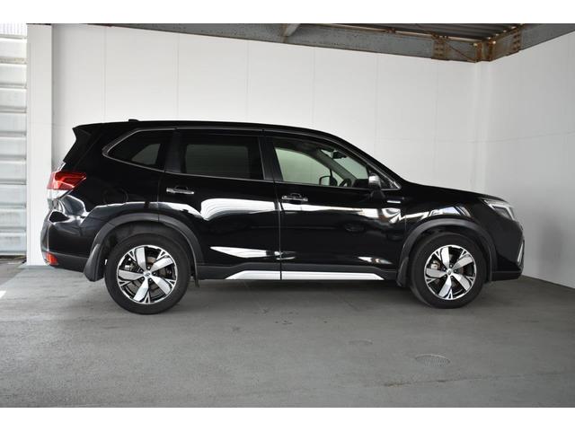 ���Љ����̃����I�[�i�[�ԁi���Ђ̂��q�l���V�Ԃɏ�芷����ꂽ�Ԃ�����肵�����ł��B�V�Ԕ̔�������_����������I�C�������܂Œ���I�ɊǗ����Ă���ׁA�i���̗ǂ���Ԃœ��ɂ��Ă��܂��B�j