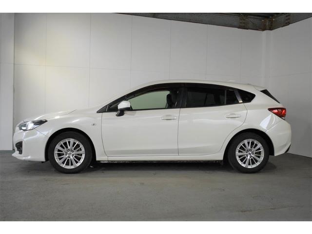 ���Љ����̃����I�[�i�[�ԁi���Ђ̂��q�l���V�Ԃɏ�芷����ꂽ�Ԃ�����肵�����ł��B�V�Ԕ̔�������_����������I�C�������܂Œ���I�ɊǗ����Ă���ׁA�i���̗ǂ���Ԃœ��ɂ��Ă��܂��B�j