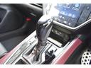 シフトレバーはＬ字型のシフトチェンジになっていまして、Ｄレンジ走行で、右側へレンジを切り替えて頂く事で、マニュアルモードでの走行を楽しいんで頂けます。