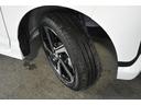 タイヤサイズは165/55R15