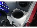 運転席・助手席からも手が届きやすく、運転席、助手席、後部座席のドアポケット内側に、それぞれカップホルダーが設置されています。