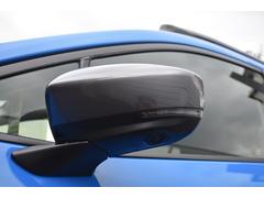 ������¦�ɥ��ߥ顼�����夵�줿�����α�����ǥ����ץ쥤��ɽ�������֤ν�����¦�������ͻҤ���ǧ�Ǥ�������ƻ�ؤο����䤹��㤤��ƻϩü�ؤ�������֤ʤɤ���¿����ƹԤ����Ȥ��Ǥ��ޤ��� 4