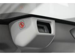 �ե���ȥ��饹�˼���դ���줿���ƥ쥪����餬���ʤ����ܤȤʤäƴ���������ޤ����� 3