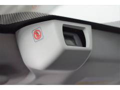 �ե���ȥ��饹�˼���դ���줿���ƥ쥪����餬���ʤ����ܤȤʤäƴ���������ޤ����� 3