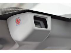 �ե���ȥ��饹�˼���դ���줿���ƥ쥪����餬���ʤ����ܤȤʤäƴ���������ޤ����� 3