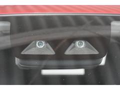 ��ξ�����Υե���ȥ��饹���������֤��줿���ĤΥ���餬���ͤ�㳲ʪ�Ȥε�Υ���������ư®�٤�⤤���٤�ǧ�����ޤ�������ˤ�ꡢ�о�ʪ���ֲ����פ����Ǥʤ����֤ɤ��ˤ��뤫�פޤǤ�Ω��Ū���İ��Ǥ��ޤ��� 2