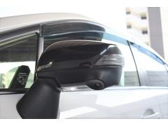 ������¦�ɥ��ߥ顼�����夵�줿�����α�����ǥ����ץ쥤��ɽ�������֤ν�����¦�������ͻҤ���ǧ�Ǥ�������ƻ�ؤο����䤹��㤤��ƻϩü�ؤ�������֤ʤɤ���¿����ƹԤ����Ȥ��Ǥ��ޤ��� 5