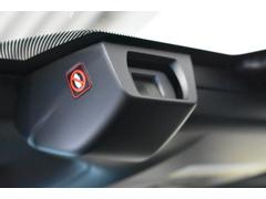 �ե���ȥ��饹�˼���դ���줿���ƥ쥪����餬���ʤ����ܤȤʤäƴ���������ޤ����� 3