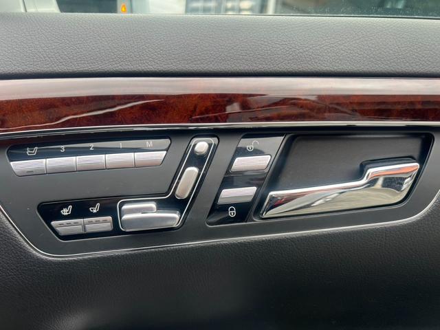 Ｓクラス 　Ｓ５５０　クリアランスソナー　オートクルーズコントロール　ナビ　ＴＶ　アルミホイール　ＡＴ　シートヒーター　スマートキー　電動格納ミラー　パワーシート　エアコン　パワーステアリング　パワーウィンドウ（16枚目）