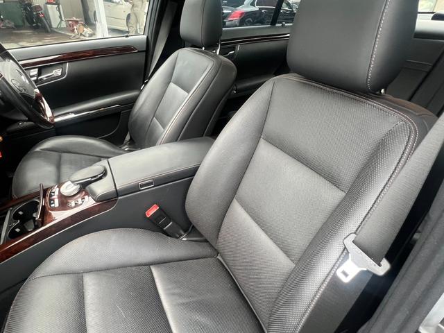 Ｓクラス 　Ｓ５５０　クリアランスソナー　オートクルーズコントロール　ナビ　ＴＶ　アルミホイール　ＡＴ　シートヒーター　スマートキー　電動格納ミラー　パワーシート　エアコン　パワーステアリング　パワーウィンドウ（22枚目）