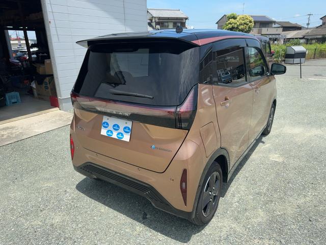 サクラ Ｇ　キーフリー　プッシュスタート　純正ナビ　フルセグテレビ　ブルートゥースオーディオ　バックカメラ　パノラマモニター　ＥＴＣ２．０　シートヒーター　ブレーキサポート　純正アルミ（2枚目）