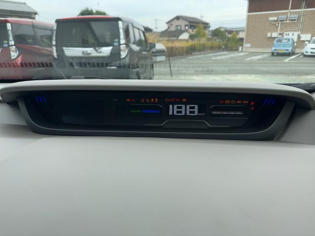 フリードハイブリッド ハイブリッド・Ｇホンダセンシング　キーフリー　プッシュスタート　純正ナビ　フルセグテレビ　ＣＤＤＶＤ再生　ブルートゥースオーディオ　ＥＴＣ　バックカメラ　シートヒーター　両側パワースライドドア　ＬＥＤヘッドライト（14枚目）