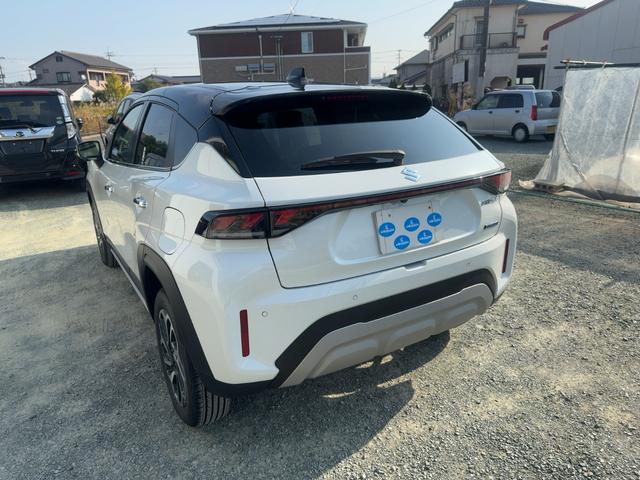 フロンクス ベースグレード　ベースグレード（５名）　キーフリー　プッシュスタート　純正ワイドナビ　フルセグテレビ　バックカメラ　全方位モニター　フロントシートヒーター　ＬＥＤヘッドライト　ブレーキサポート（7枚目）