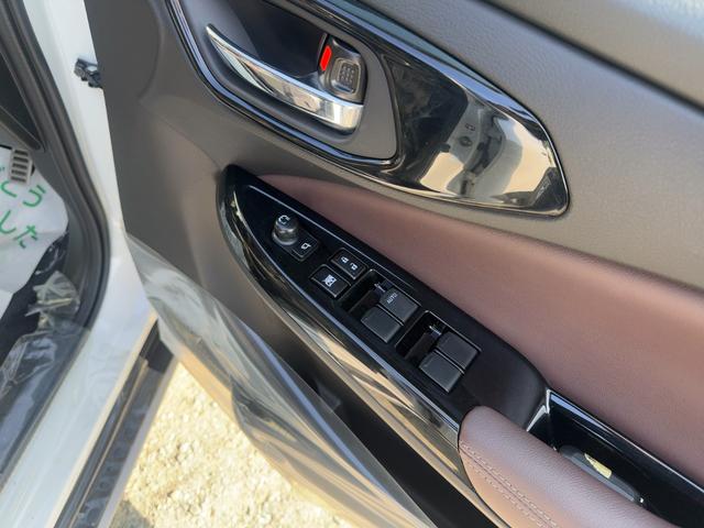 フロンクス ベースグレード　ベースグレード（５名）　キーフリー　プッシュスタート　純正ワイドナビ　フルセグテレビ　バックカメラ　全方位モニター　フロントシートヒーター　ＬＥＤヘッドライト　ブレーキサポート（24枚目）