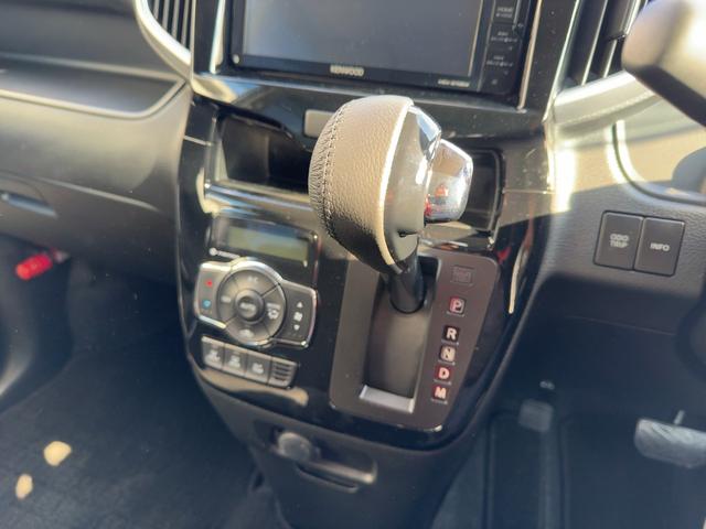 デリカD:2 カスタムハイブリッドSV 全方位カメラパッケージ キーフリー プッシュスタート ナビ フルセグテレビ CDDVD再生 ブルートゥースオーディオ バックカメラ 全方位モニター ETC LEDヘッドライト 両側パワースライドドア ブレーキサポート(17枚目)