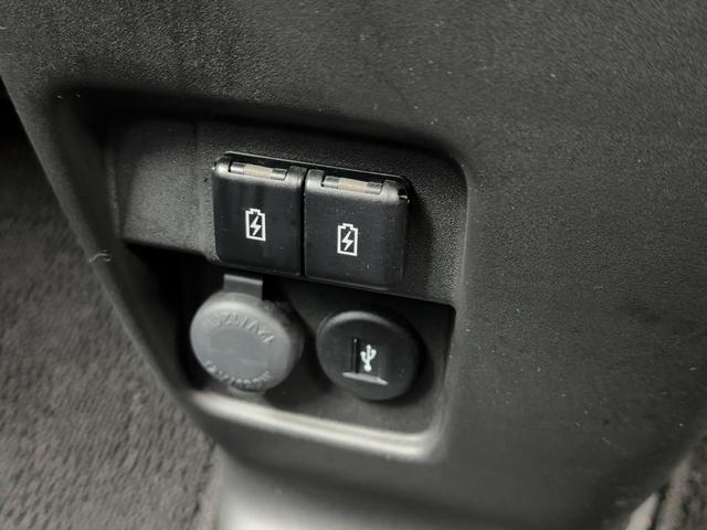 スペーシア ハイブリッドX キーフリー プッシュスタート 純正ナビ フルセグテレビ CDDVD再生 ブルートゥースオーディオ バックカメラ 全方位モニター 運転席シートヒーター両側パワースライドドア LEDヘッドライト(20枚目)