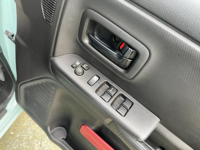 スペーシア ハイブリッドX キーフリー プッシュスタート 純正ナビ フルセグテレビ CDDVD再生 ブルートゥースオーディオ バックカメラ 全方位モニター 運転席シートヒーター両側パワースライドドア LEDヘッドライト(27枚目)