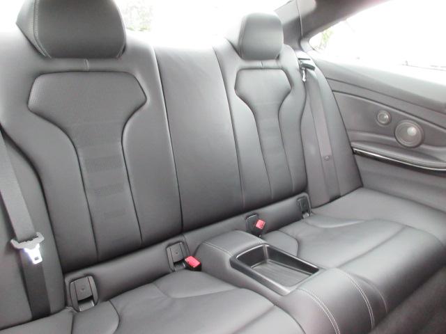 M4クーペ ワンオーナー/禁煙車/ヘッドアップディスプレイ/ハーマンカードンサウンドシステム/インテリジェントセーフティ/(24枚目)
