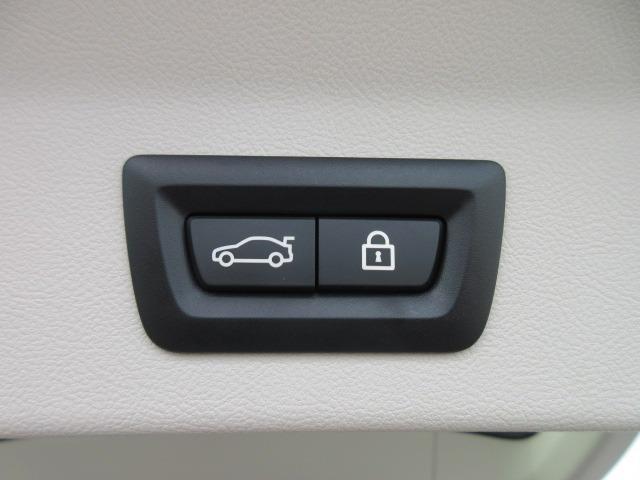 xDrive 20d ワンオーナー/禁煙車/後期モデル/セレクトパッケージ/ブラックレザーシート/シートヒーター/メモリー機能付きパワーシート/パワーバックドア/パノラマサンルーフ/ステアリングヒーター/(21枚目)