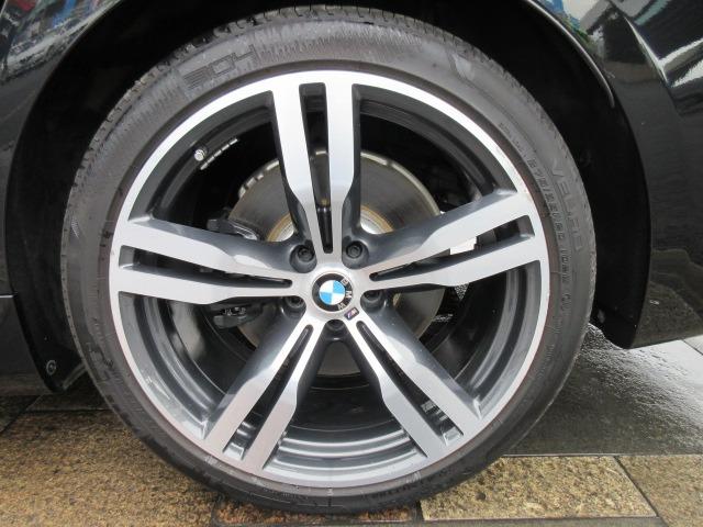 740i Mスポーツ ワンオーナー/禁煙車/ガラスサンルーフ/レザーシート/シートヒーター/シートヒーター/エアシート/メモリーパワーシート/パワーバックドア/ミラーETC/ハーマンカードンサウンド/(33枚目)