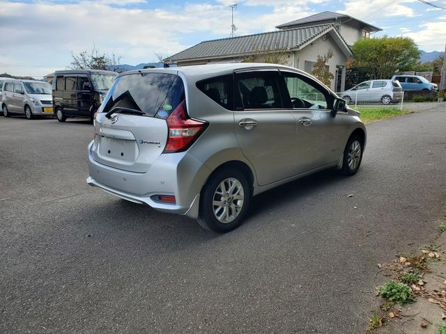 ノート e-パワー X FOUR 4WD エマブレ 純正アルミ(7枚目)