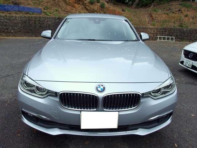 ３シリーズ ３２０ｄ　ラグジュアリー　禁煙　ペット歴無　黒革　アクティブクルーズ　純正ナビ　バックカメラ　パワーシート　シートヒーター　ＬＥＤヘッドライト　アイドリングストップ（2枚目）