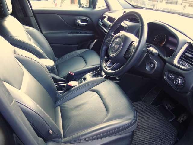 ジープ・レネゲード リミテッド 禁煙 黒レザー 検2年 カープレイ Bカメラ(9枚目)