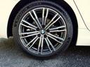 320d xDrive エディションジョイ+ ディーゼルターボ 4WD 禁煙 ペット歴無 オプション前後スポイラー ナビ ETC アイドリングストップ ブラインドスポットモニター(18枚目)