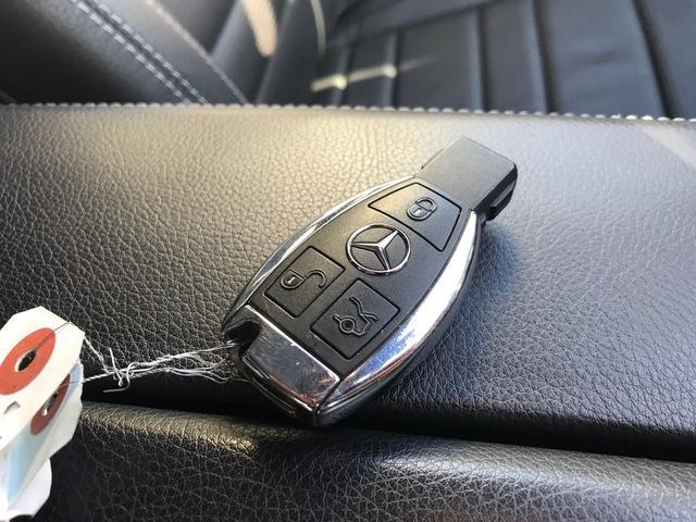 ML63 AMG ブラックレザーシート シートヒーター ベンチレーター メモリー付きパワーシート パノラミックスライディングルーフ 電動テールゲート ナビ フルセグTV クリアランスソナー 純正21インチナビ(39枚目)