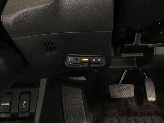 ヴェゼル ハイブリッドＺ・ホンダセンシング　メモリーナビ　ドラレコ　ＥＴＣ　レーダーサポート　ＤＶＤ再生機能　横滑り防止システム　バックアイカメラ　盗難防止装置　フルセ　シートヒーター付　スマ－トキ－　ＥＣＯモード　パワーウィンド　ＵＳＢ接続（15枚目）
