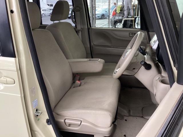 Ｎ－ＢＯＸ Ｇ・Ｌパッケージ　メモリーナビ　ＥＴＣ　リアカメラ　Ｉ－ＳＴＯＰ　ベンチ席　メンテナンスノート　カラーバックモニター　全席ＰＷ　イモビライザー　ナビテレビ　地ＴＶ　ＡＡＣ　横滑り防止　スマートキー　ＤＶＤ再生　ＡＢＳ（17枚目）