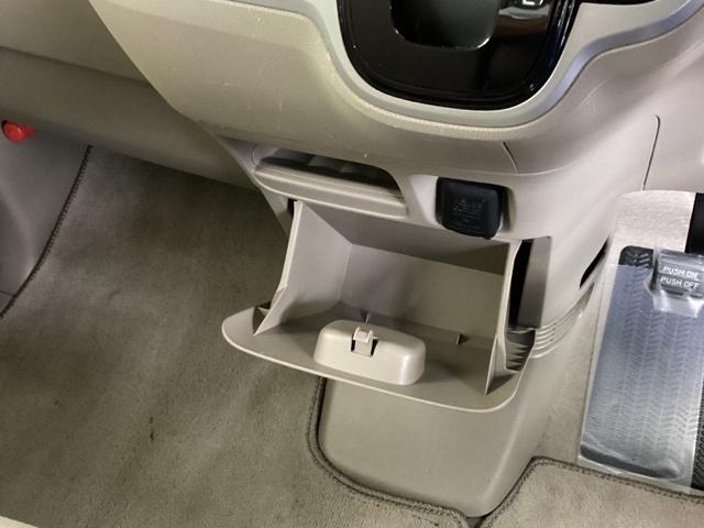 Ｎ－ＢＯＸ Ｇ・Ｌパッケージ　メモリーナビ　ＥＴＣ　リアカメラ　Ｉ－ＳＴＯＰ　ベンチ席　メンテナンスノート　カラーバックモニター　全席ＰＷ　イモビライザー　ナビテレビ　地ＴＶ　ＡＡＣ　横滑り防止　スマートキー　ＤＶＤ再生　ＡＢＳ（30枚目）