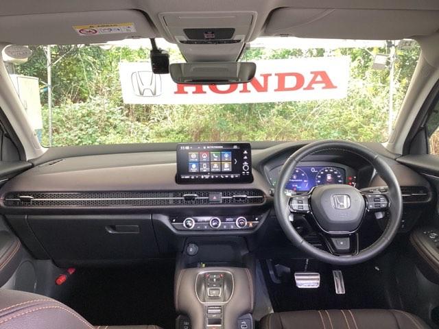 ＺＲ－Ｖ ｅ：ＨＥＶＺ　ドラレコ　ナビ　Ｒカメラ　ブルートゥース　Ｐセンサー　レザー　サイドエアバック　パワ－シ－ト　ＬＥＤヘッドライト　ＵＳＢ接続　地デジ　Ｓヒーター　サポカー　ＥＴＣ車載器　Ｄレコ　パワーステアリング（2枚目）