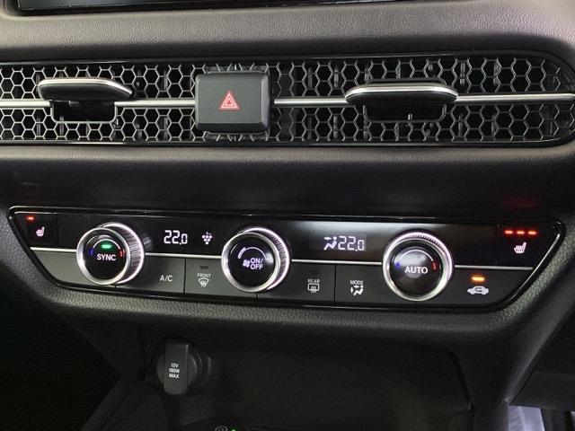 ＺＲ－Ｖ ｅ：ＨＥＶＺ　ドラレコ　ナビ　Ｒカメラ　ブルートゥース　Ｐセンサー　レザー　サイドエアバック　パワ－シ－ト　ＬＥＤヘッドライト　ＵＳＢ接続　地デジ　Ｓヒーター　サポカー　ＥＴＣ車載器　Ｄレコ　パワーステアリング（15枚目）