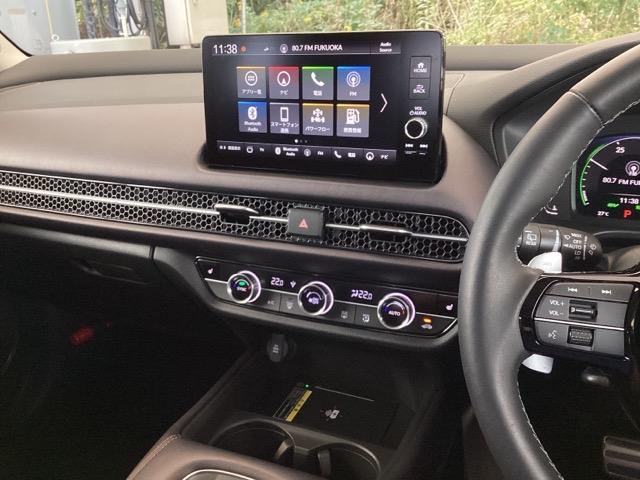 ＺＲ－Ｖ ｅ：ＨＥＶＺ　ドラレコ　ナビ　Ｒカメラ　ブルートゥース　Ｐセンサー　レザー　サイドエアバック　パワ－シ－ト　ＬＥＤヘッドライト　ＵＳＢ接続　地デジ　Ｓヒーター　サポカー　ＥＴＣ車載器　Ｄレコ　パワーステアリング（16枚目）