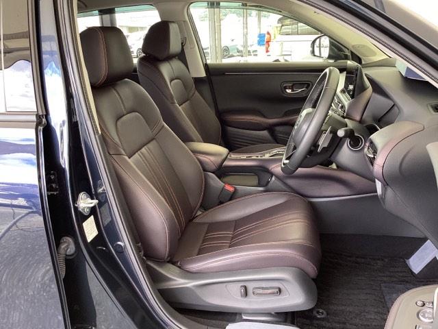 ＺＲ－Ｖ ｅ：ＨＥＶＺ　ドラレコ　ナビ　Ｒカメラ　ブルートゥース　Ｐセンサー　レザー　サイドエアバック　パワ－シ－ト　ＬＥＤヘッドライト　ＵＳＢ接続　地デジ　Ｓヒーター　サポカー　ＥＴＣ車載器　Ｄレコ　パワーステアリング（19枚目）