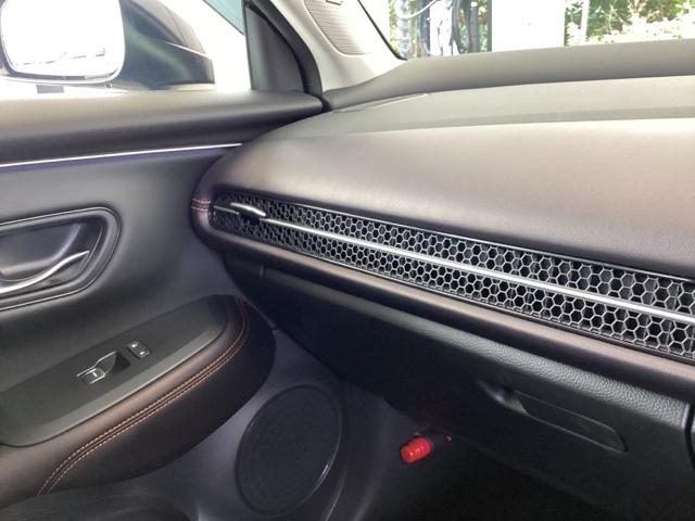 ＺＲ－Ｖ ｅ：ＨＥＶＺ　ドラレコ　ナビ　Ｒカメラ　ブルートゥース　Ｐセンサー　レザー　サイドエアバック　パワ－シ－ト　ＬＥＤヘッドライト　ＵＳＢ接続　地デジ　Ｓヒーター　サポカー　ＥＴＣ車載器　Ｄレコ　パワーステアリング（50枚目）