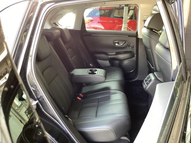 ＺＲ－Ｖ ｅ：ＨＥＶＺ　純正メモリーナビ　本革パワーシート　Ｐセンサー　レザー　Ｂカメラ　サイドエアバック　パワ－シ－ト　ナビＴＶ　ＬＥＤヘッドライト　ＵＳＢ接続　地デジ　Ｓヒーター　サポカー　ＥＴＣ車載器　Ｄレコ　イモビ（17枚目）