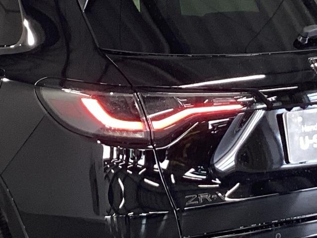 ＺＲ－Ｖ ｅ：ＨＥＶＺ　純正メモリーナビ　本革パワーシート　Ｐセンサー　レザー　Ｂカメラ　サイドエアバック　パワ－シ－ト　ナビＴＶ　ＬＥＤヘッドライト　ＵＳＢ接続　地デジ　Ｓヒーター　サポカー　ＥＴＣ車載器　Ｄレコ　イモビ（27枚目）