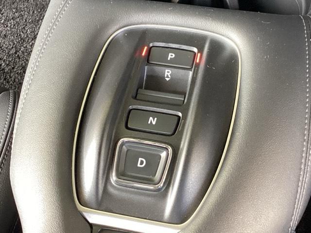 ＺＲ－Ｖ ｅ：ＨＥＶＺ　純正メモリーナビ　本革パワーシート　Ｐセンサー　レザー　Ｂカメラ　サイドエアバック　パワ－シ－ト　ナビＴＶ　ＬＥＤヘッドライト　ＵＳＢ接続　地デジ　Ｓヒーター　サポカー　ＥＴＣ車載器　Ｄレコ　イモビ（37枚目）