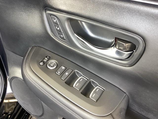 ＺＲ－Ｖ ｅ：ＨＥＶＺ　純正メモリーナビ　本革パワーシート　Ｐセンサー　レザー　Ｂカメラ　サイドエアバック　パワ－シ－ト　ナビＴＶ　ＬＥＤヘッドライト　ＵＳＢ接続　地デジ　Ｓヒーター　サポカー　ＥＴＣ車載器　Ｄレコ　イモビ（50枚目）