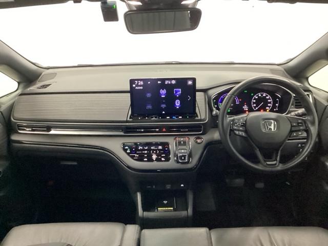 オデッセイハイブリッド ｅ：ＨＥＶアブソルート・ＥＸブラックエディション　メモリーナビ　ドラレコ　ＥＴＣ　リアカメラ　ハンズフリーパワーテールゲート　バックモニター　マルチビューモニター　ＶＳＡ　サイドエアバック　フルオートエアコン　フルセグテレビ　レーダーブレーキ　ＤＶＤ（2枚目）