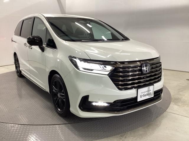 オデッセイハイブリッド ｅ：ＨＥＶアブソルート・ＥＸブラックエディション　メモリーナビ　ドラレコ　ＥＴＣ　リアカメラ　ハンズフリーパワーテールゲート　バックモニター　マルチビューモニター　ＶＳＡ　サイドエアバック　フルオートエアコン　フルセグテレビ　レーダーブレーキ　ＤＶＤ（7枚目）