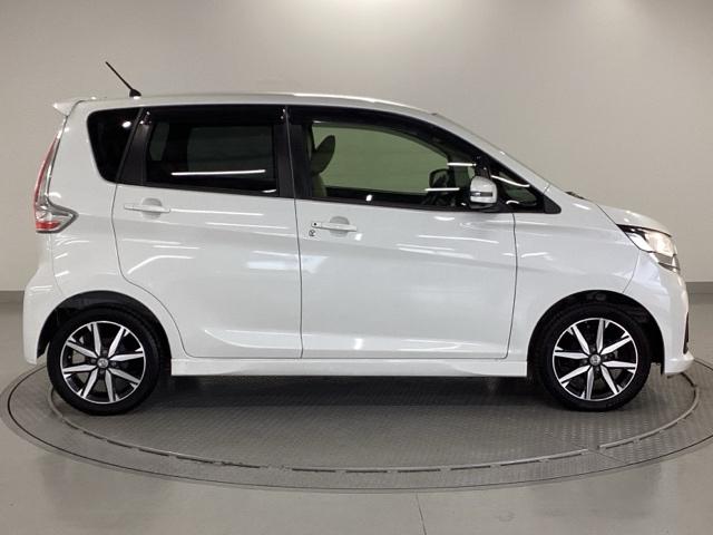 デイズ ハイウェイスターXプレミアムセレクション ナビ フルセグ 全周囲カメラ アラウンドビューカメラ バックモニター レーダーブレーキサポート サイドモニター キーフリー Iストップ エアバッグ ABS オートエアコン DVD ETC スマートキー(30枚目)