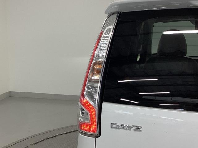 デイズ ハイウェイスターXプレミアムセレクション ナビ フルセグ 全周囲カメラ アラウンドビューカメラ バックモニター レーダーブレーキサポート サイドモニター キーフリー Iストップ エアバッグ ABS オートエアコン DVD ETC スマートキー(34枚目)