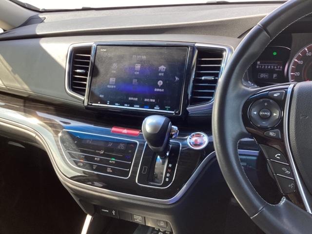 インターナビ搭載。従来のカーナビでは把握できない、より詳細な渋滞情報や防災情報などがわかり、便利なアイテムです。