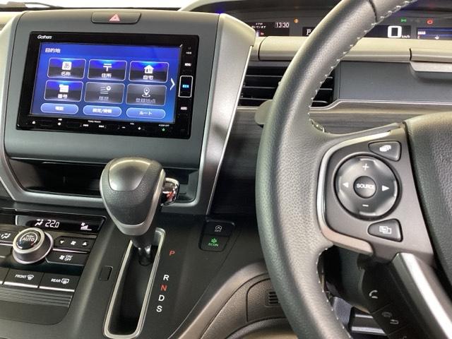 フリード Ｇ・ホンダセンシング　純正ナビ　フルセグ　リアカメラ　Ｆセグ　追突被害軽減ブレーキ　ｉストップ　Ｗエアバッグ　パワーウィンドウ　アクティブクルーズコントロール　スマートキ　カラーバックモニター　ＶＳＡ　エアコン　キーレス（2枚目）