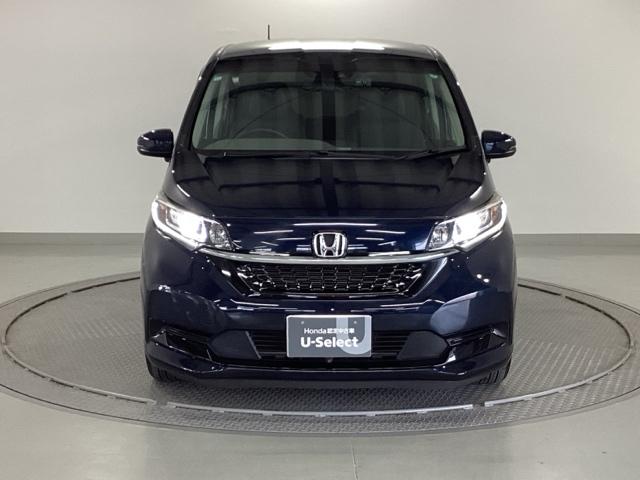 フリード Ｇ・ホンダセンシング　純正ナビ　フルセグ　リアカメラ　Ｆセグ　追突被害軽減ブレーキ　ｉストップ　Ｗエアバッグ　パワーウィンドウ　アクティブクルーズコントロール　スマートキ　カラーバックモニター　ＶＳＡ　エアコン　キーレス（6枚目）