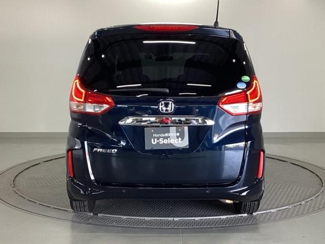 フリード Ｇ・ホンダセンシング　純正ナビ　フルセグ　リアカメラ　Ｆセグ　追突被害軽減ブレーキ　ｉストップ　Ｗエアバッグ　パワーウィンドウ　アクティブクルーズコントロール　スマートキ　カラーバックモニター　ＶＳＡ　エアコン　キーレス（9枚目）